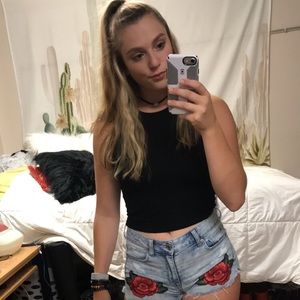 Meet your Posher, Julia